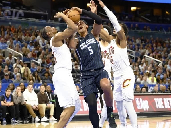 Ty Jerome mencetak 20 poin dari bangku cadangan dan Cleveland Cavaliers memenangkan pertandingan kedelapan berturut-turut dengan mengalahkan tuan rumah Orlando Magic 122-82 pada Selasa malam