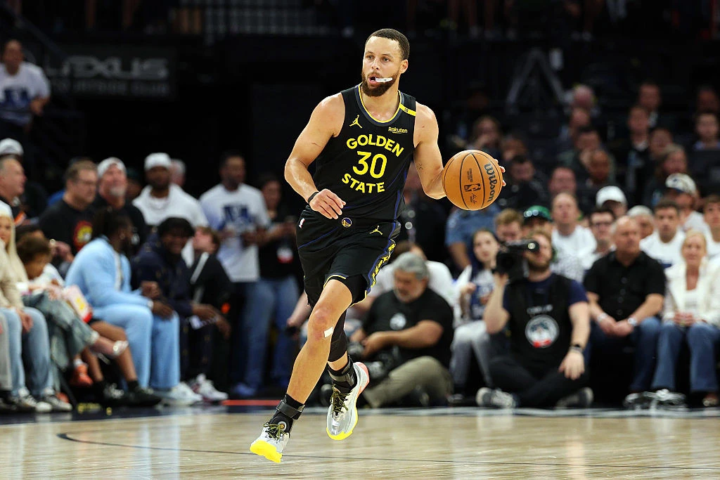 Warriors Bertahan Tanpa Stephen Curry Selama Satu Minggu