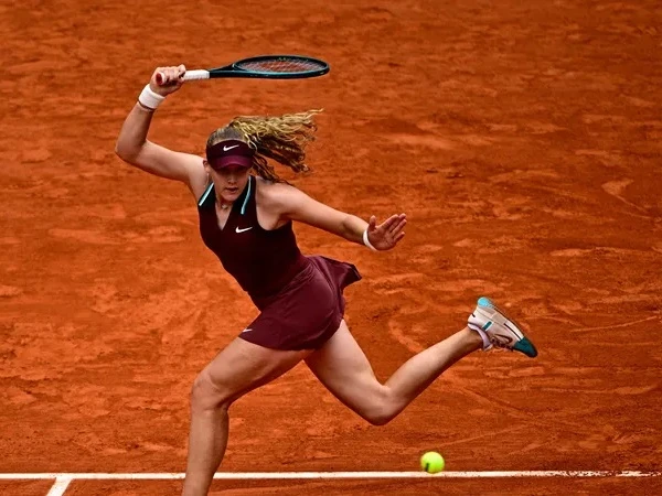 Hasil French Open: Mirra Andreeva Tak Beri Yulia Putintseva Banyak Peluang