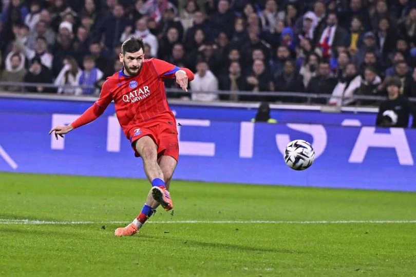 Lyon Vs PSG: Les Parisiens Menang Dramatis 3-2