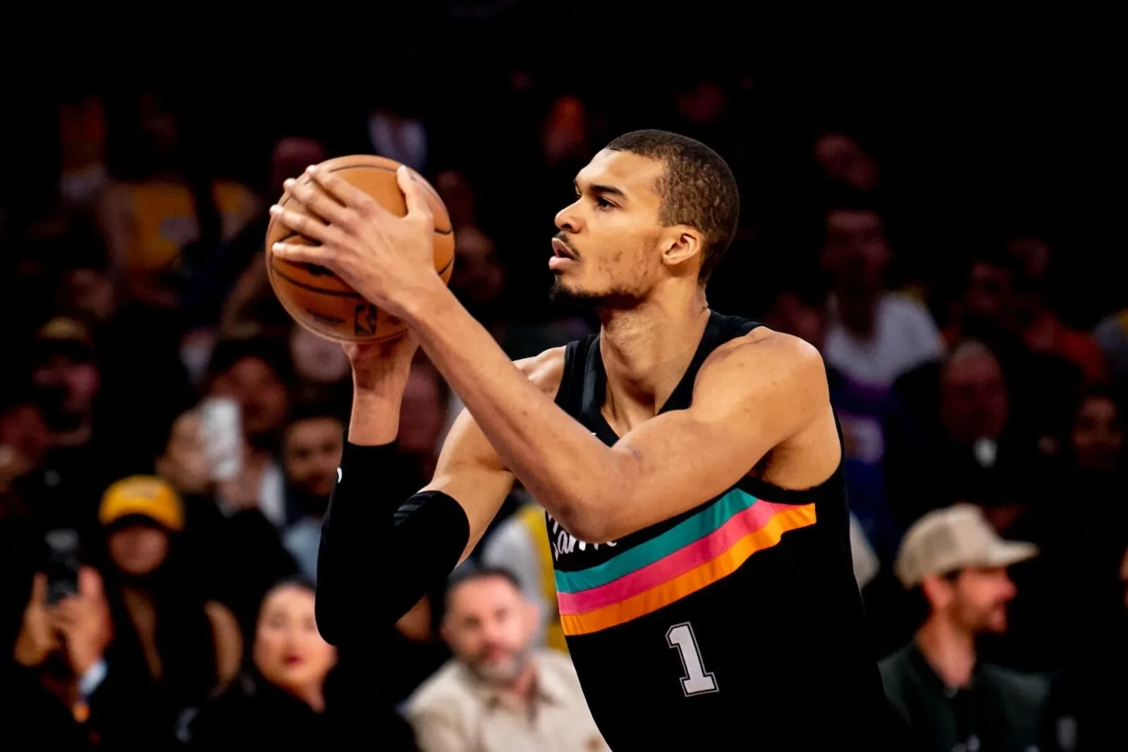 Wembanyama Bersinar, Spurs Hancurkan Lakers 136-108